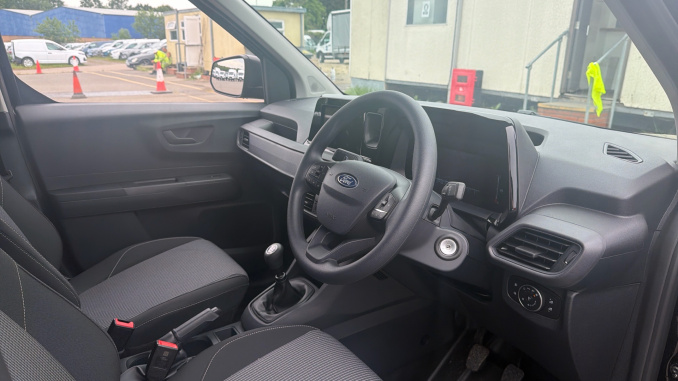 Ford Transit Courier Diesel 1.5 EcoBlue Trend Van - Image 6